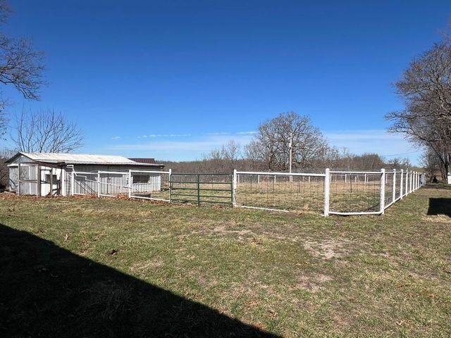 4531 Bado Road, Cabool, MO 65689