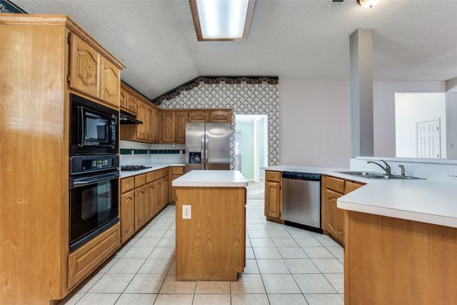 536 Hidden Oak Lane, Rockwall, TX 75087