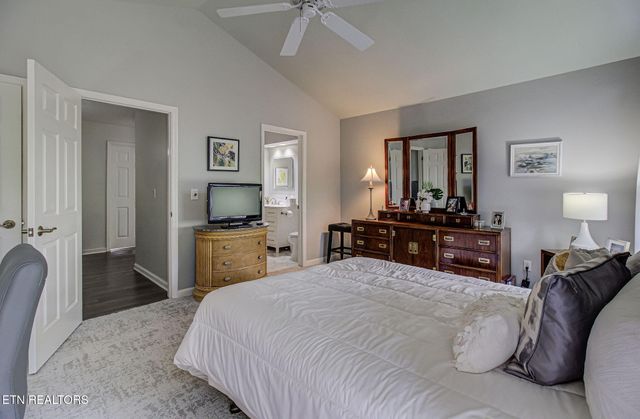 255 Chatuga Way, Loudon, TN 37774