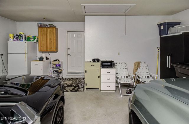 255 Chatuga Way, Loudon, TN 37774
