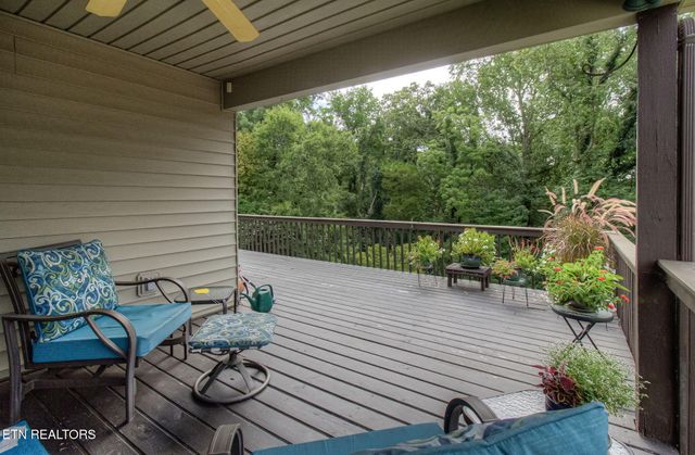 255 Chatuga Way, Loudon, TN 37774