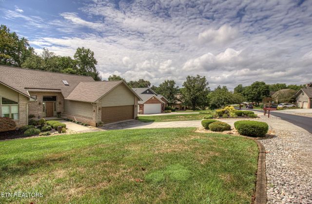 255 Chatuga Way, Loudon, TN 37774