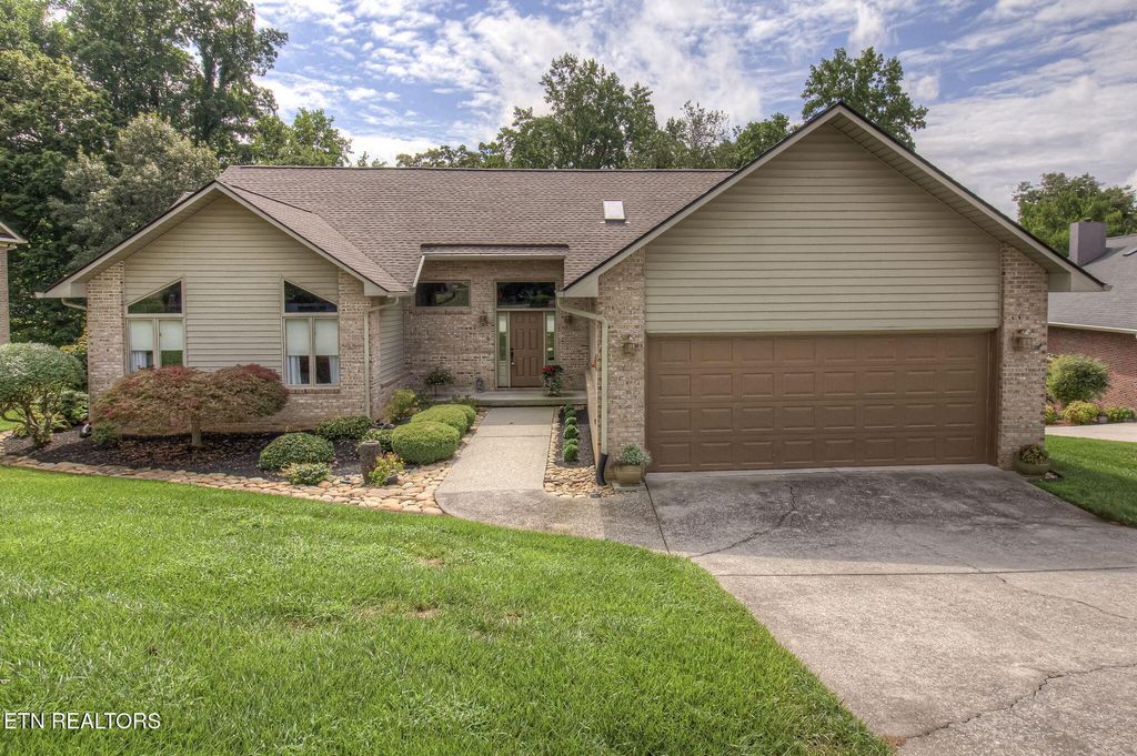 255 Chatuga Way, Loudon, TN 37774
