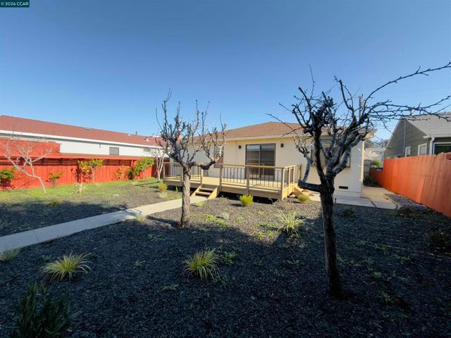 305 Coronado St, El Cerrito, CA 94530