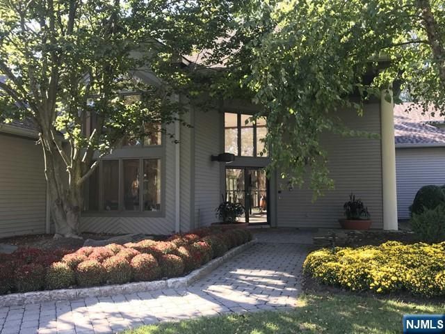 201 Beech Court, Norwood, NJ 07648