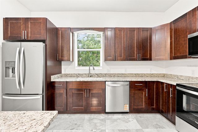 1853 DELLA DRIVE, Naples, FL 34117
