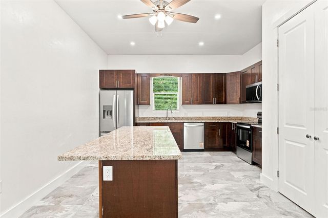 1853 DELLA DRIVE, Naples, FL 34117