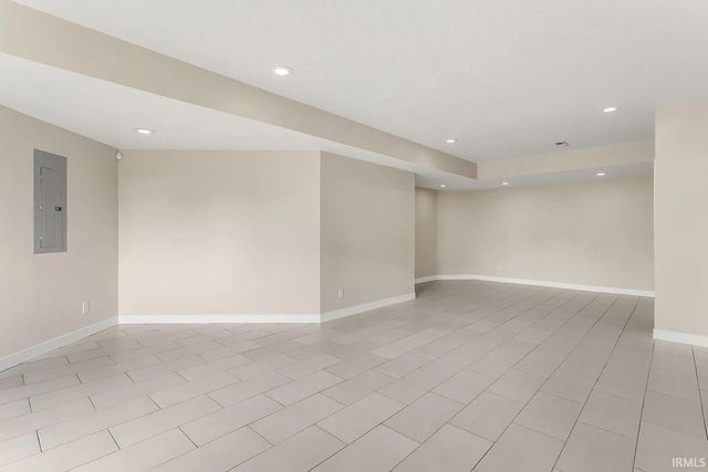 54219 Stonebridge Drive, Elkhart, IN 46514