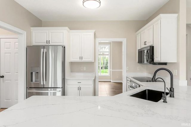 54219 Stonebridge Drive, Elkhart, IN 46514