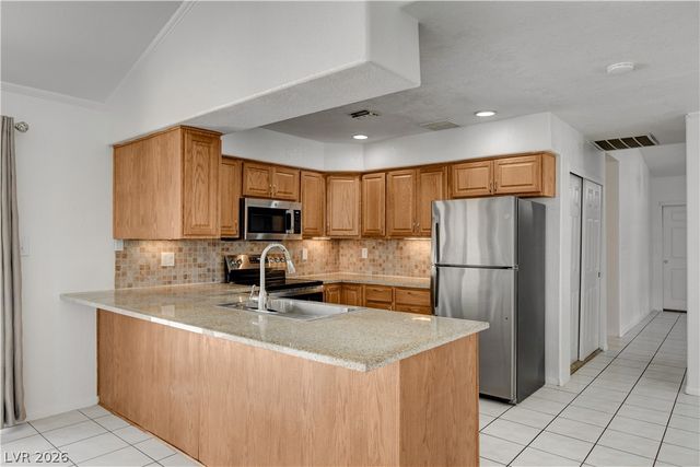 4009 Camas Court, Las Vegas, NV 89103