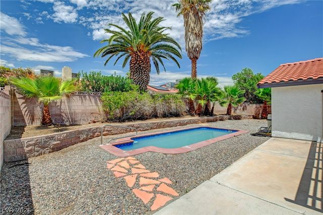 4009 Camas Court, Las Vegas, NV 89103