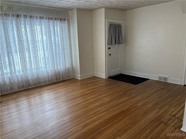 424 Taunton Place, Buffalo, NY 14216