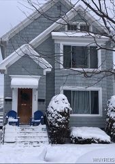 424 Taunton Place, Buffalo, NY 14216