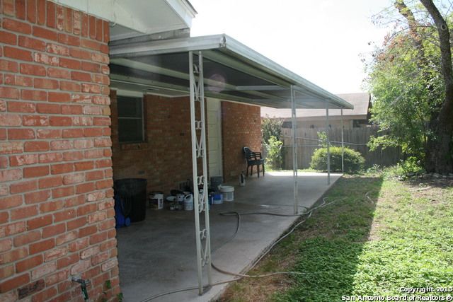 11015 BURR OAK DR., San Antonio, TX 78230