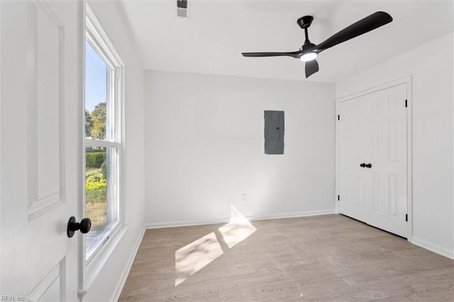 427 Bryan CT, Newport News, VA 23606
