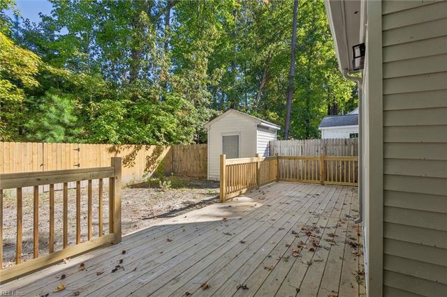 427 Bryan CT, Newport News, VA 23606