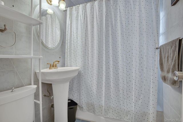 113-14 72nd Road 3D, Forest Hills, NY 11375