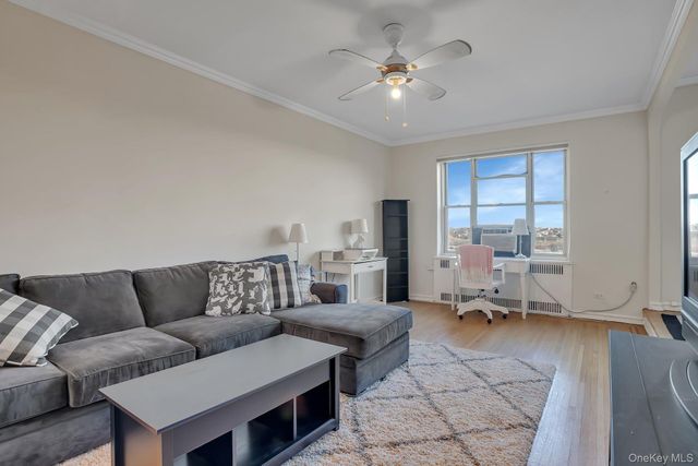 113-14 72nd Road 3D, Forest Hills, NY 11375