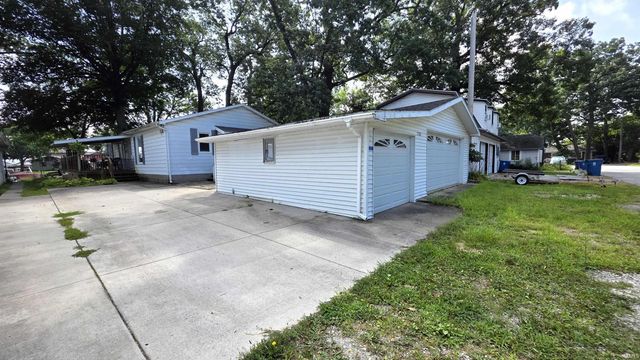 7783 N Tippecanoe Drive, Walkerton, IN 46574