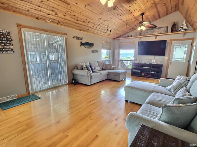 7783 N Tippecanoe Drive, Walkerton, IN 46574