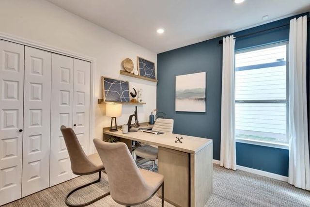 237 Hidalgo LN, Elgin, TX 78621