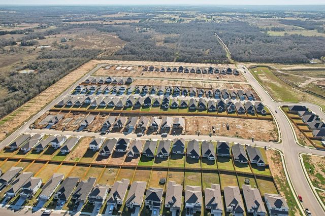 237 Hidalgo LN, Elgin, TX 78621