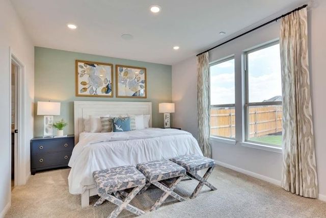237 Hidalgo LN, Elgin, TX 78621