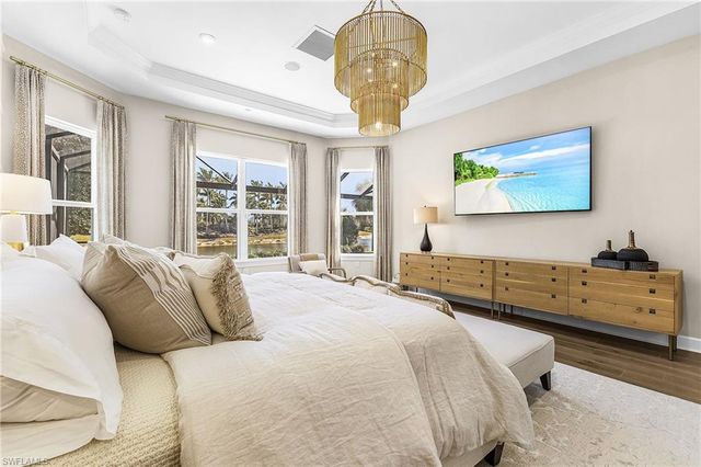 15274 Arpino CT, Naples, FL 34114