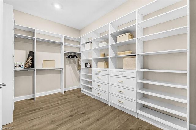 15274 Arpino CT, Naples, FL 34114