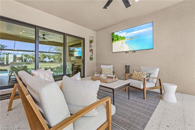 15274 Arpino CT, Naples, FL 34114