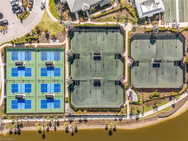 15274 Arpino CT, Naples, FL 34114