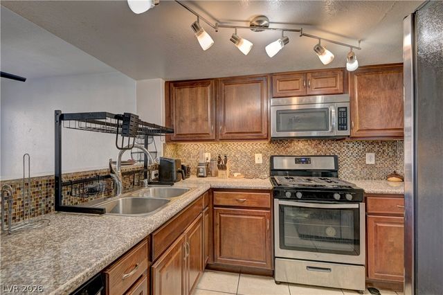 5450 Morris Street 1220, Las Vegas, NV 89122