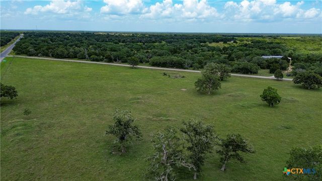 9795 Fm 622, Goliad, TX 77963