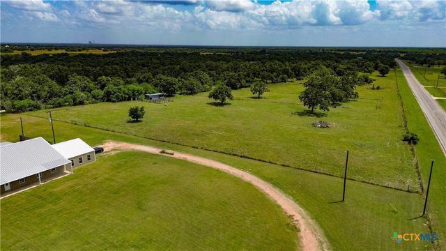 9795 Fm 622, Goliad, TX 77963