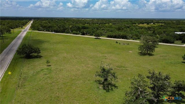 9795 Fm 622, Goliad, TX 77963