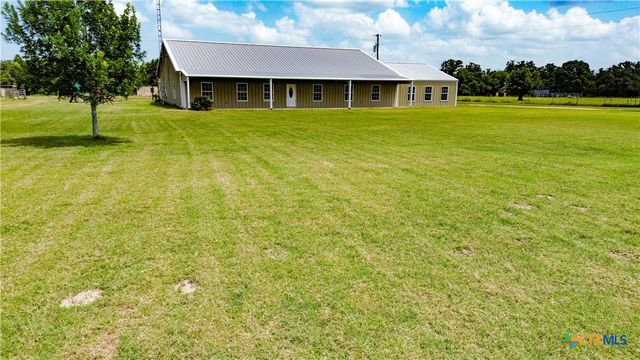 9795 Fm 622, Goliad, TX 77963