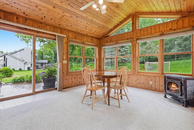 4085 Deerwood Trail, Eagan, MN 55122