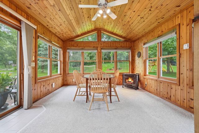 4085 Deerwood Trail, Eagan, MN 55122