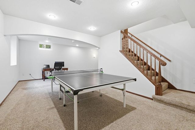 4085 Deerwood Trail, Eagan, MN 55122