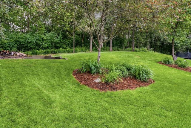4085 Deerwood Trail, Eagan, MN 55122