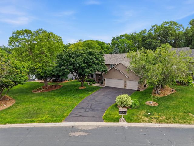 4085 Deerwood Trail, Eagan, MN 55122
