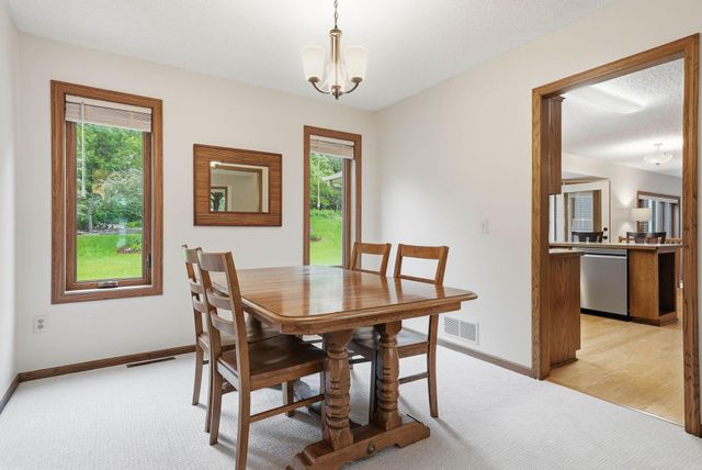 4085 Deerwood Trail, Eagan, MN 55122