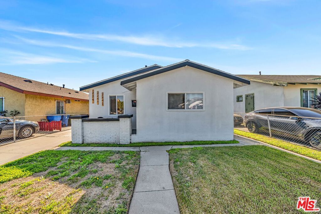 224 W 84th Street, Los Angeles, CA 90003 — photo 2