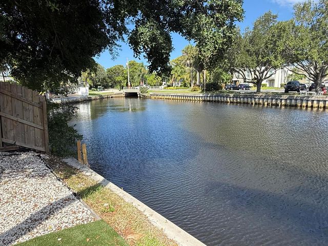 620 NE 20TH Street 1, Wilton Manors, FL 33305