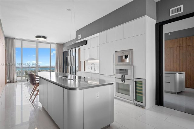 16901 Collins Avenue 2503, Sunny Isles Beach, FL 33160