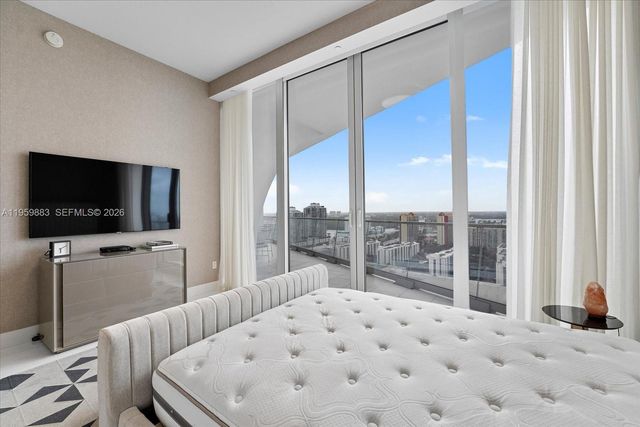 16901 Collins Avenue 2503, Sunny Isles Beach, FL 33160