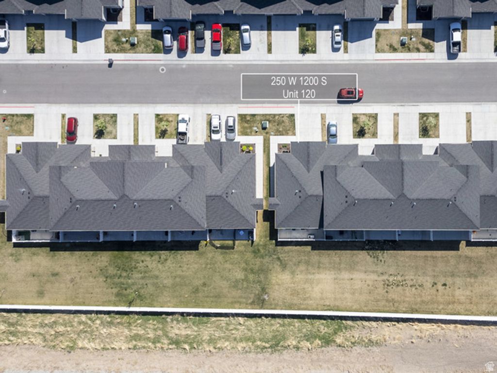 Image 13 of property listing at 250 W 1200 S #120, Tremonton, UT 84337