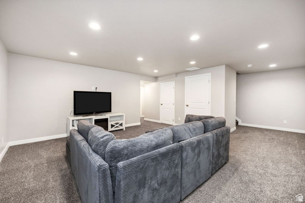 Image 6 of property listing at 250 W 1200 S #120, Tremonton, UT 84337
