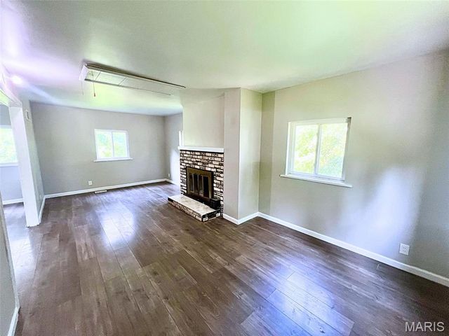 456 Bluff Drive, Riverview, MO 63137