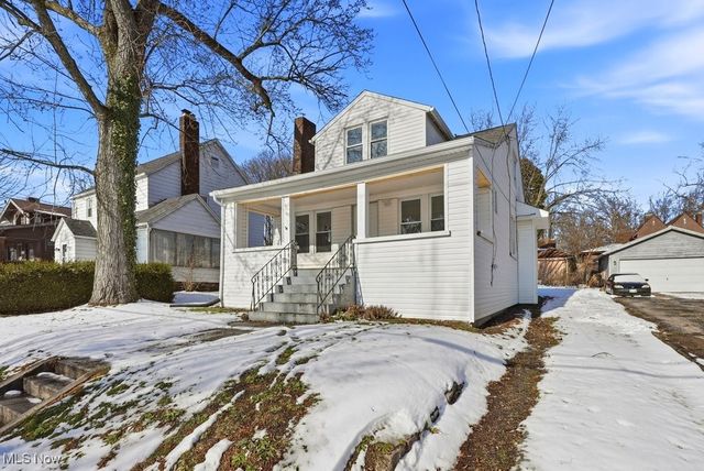 1581 Hillside Terrace, Akron, OH 44305